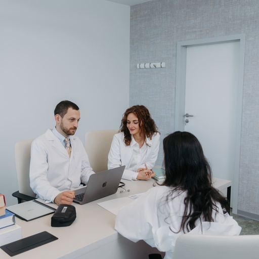 Consultație de anamneză (în ambulatoriu)